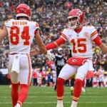 chiefs-clinch-no.-1-seed,-first-round-bye-in-playoffs-with-dominant-win-over-steelers