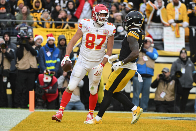 travis-kelce-had-a-christmas-to-remember-with-history,-cake-and-‘happy-gilmore-2’