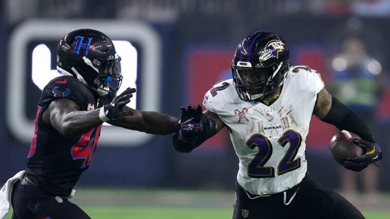 ravens-rout-texans-on-christmas,-inch-closer-to-division-title