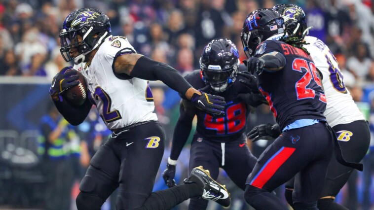 ravens-demolish-texans-on-christmas-behind-derrick-henry,-lamar-jackson