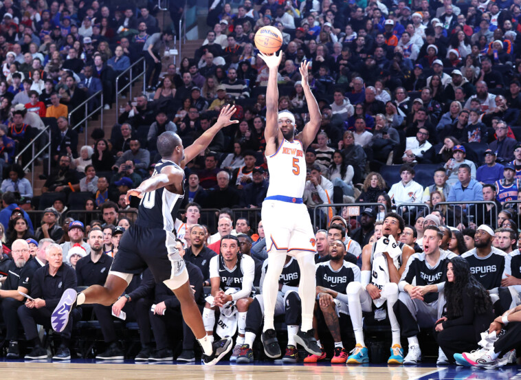 precious-achiuwa-fills-knicks-void-with-key-performance-against-spurs