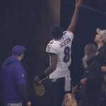 lamar-jackson-delivers-ravens-fan-special-present-after-making-nfl-history