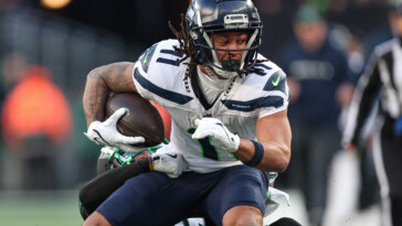 seahawks-vs.-bears-prediction:-nfl-‘thursday-night-football’-player-props,-picks