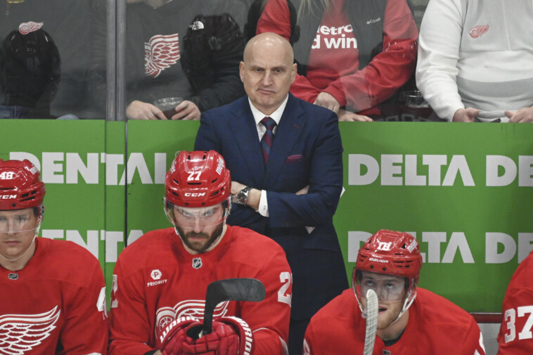 struggling-red-wings-fire-coach-derek-lalonde,-hire-todd-mclellan