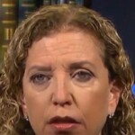 wasserman-schultz:-trump-is-‘carnival-barker’-making-‘ridiculous’-threats