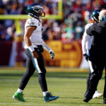 eagles-sign-qb-with-jalen-hurts’-status-uncertain-after-concussion