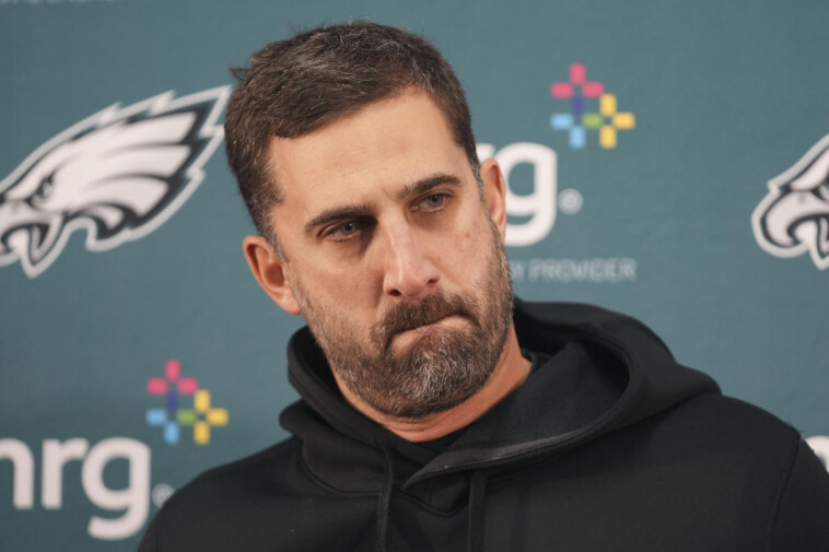 eagles-coach-nick-sirianni-apologizes-to-commanders’-zach-ertz-for-week-16-postgame-spat