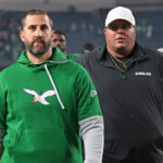 eagles-security-muscle-big-dom-had-to-separate-nick-sirianni,-zach-ertz-during-postgame-dust-up