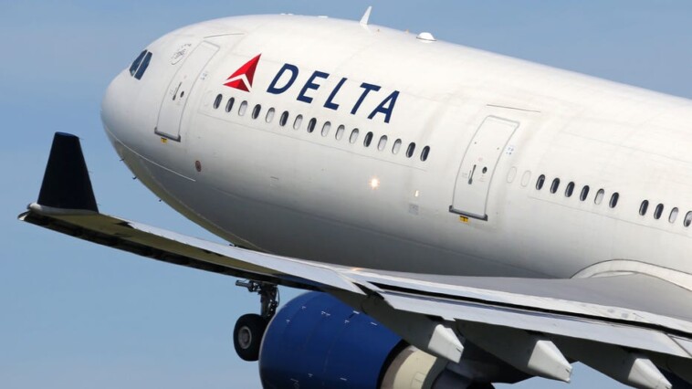 delta-flight-bound-for-las-vegas-diverted-to-kansas-city-airport-due-to-‘unruly-passenger’