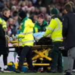 west-ham-gk-fabianski-‘alert’-after-scary-collision