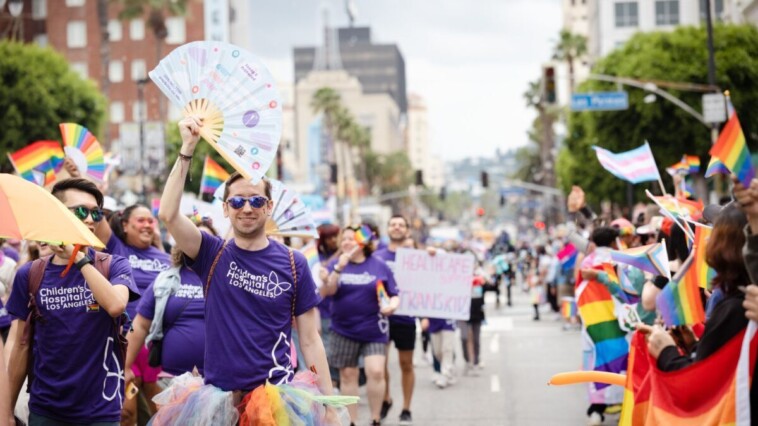 how-one-of-america’s-largest-school-districts-became-a-pipeline-for-a-trans-youth-clinic