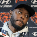 bears-coach-thomas-brown-oddly-defends-weird-timeout-in-awful-‘tnf’-loss