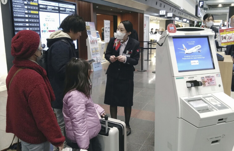 japan-airlines-hit-by-a-cyberattack-during-busy-holiday-season-travels