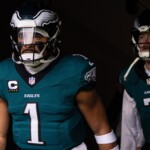 eagles-prepare-pickett-with-hurts-still-in-protocol