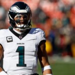 eagles’-jalen-hurts-still-in-concussion-protocol,-likely-out-vs-cowboys