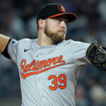 corbin-burnes-reportedly-agrees-to-6-year,-$210-million-contract-with-diamondbacks