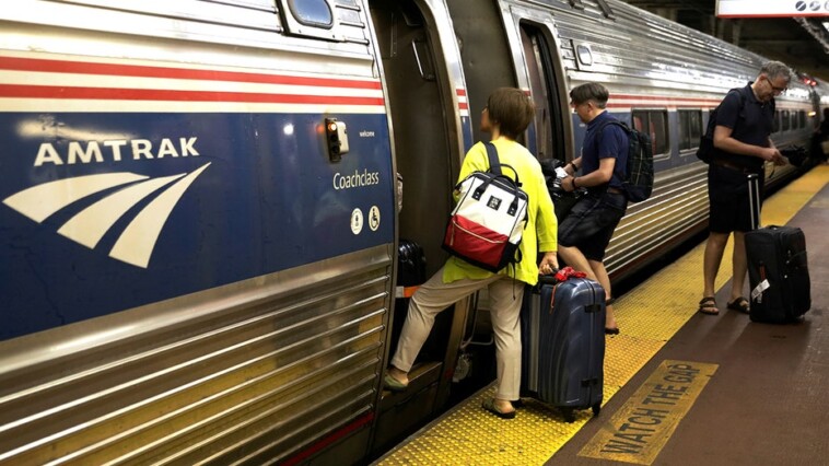 amtrak-apologizes-after-stranding-110-passengers