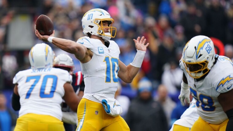 chargers-punch-ticket-to-playoffs-with-easy-win-over-patriots