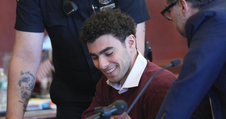 the-jury-may-allow-mangione-to-get-away-with-murder