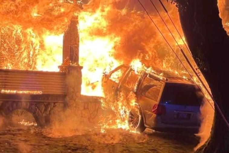 suv-slams-into-portland-home-causing-fiery-explosion-with-locals-up-in-arms-after-30th-crash-at-property