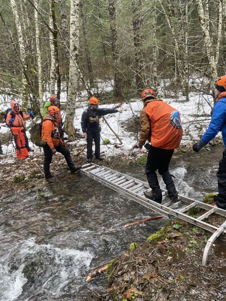 2-oregon-men-found-dead-from-exposure-in-forest-while-looking-for-sasquatch