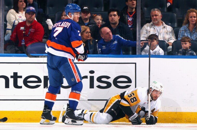 islanders’-patrick-roy-demotes-maxim-tsyplakov-to-fourth-line-due-to-penalty-issues