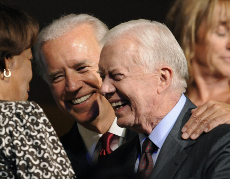 president-biden-praises-jimmy-carter-as-‘extraordinary-leader’-after-former-president’s-death-at-100