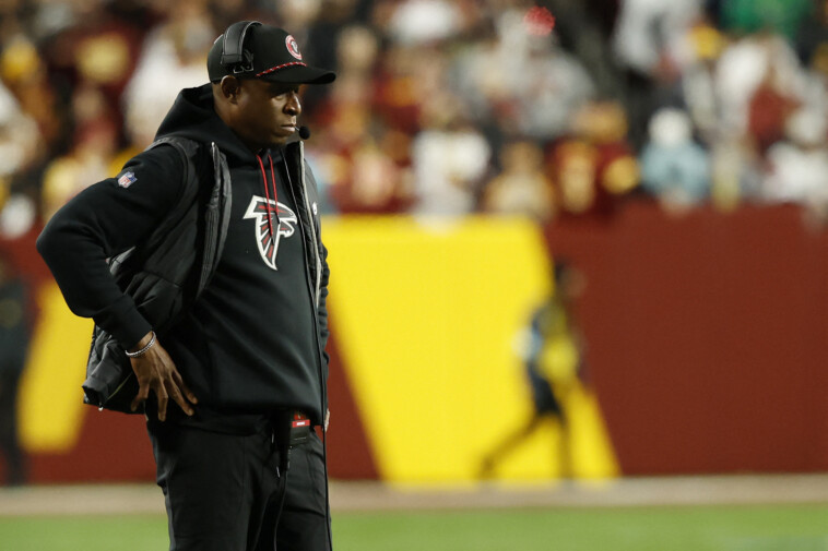 raheem-morris’-disastrous-timeout-decision-could-ruin-falcons-season