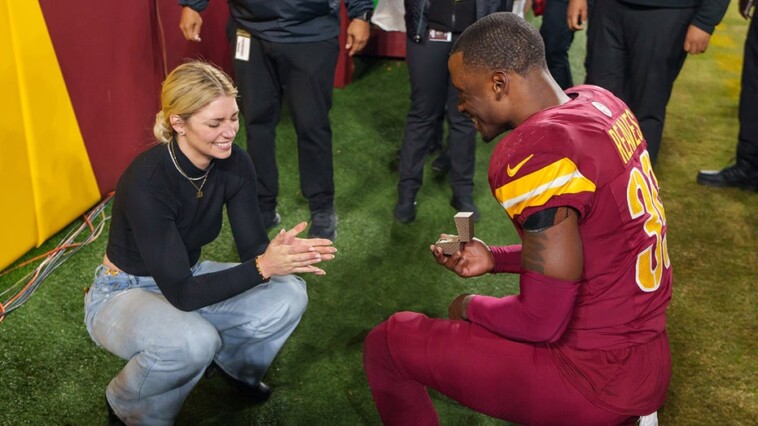 commanders’-jeremy-reaves-proposes-to-longtime-girlfriend-after-win:-‘that’s-my-best-friend’