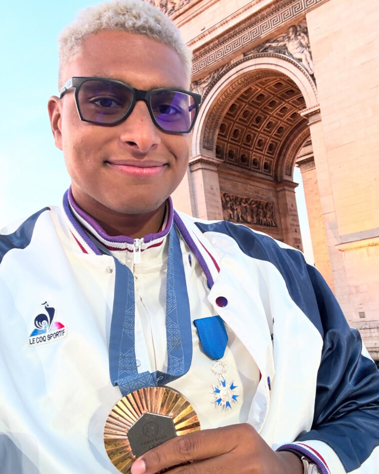 french-olympians-go-viral-after-sharing-sad-state-of-their-medals-from-2024-paris-games