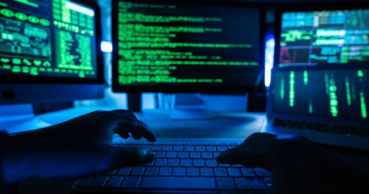 chinese-hackers-breach-us-government-and-steal-documents-in-‘major-incident’