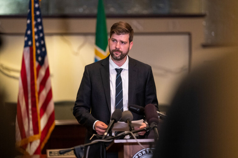 portland-da-tries-to-reduce-sentences-for-convicts-days-before-tough-on-crime-replacement-takes-over