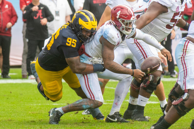 no.-11-alabama’s-three-first-quarter-turnovers-doom-crimson-tide-in-reliaquest-bowl-loss-to-michigan