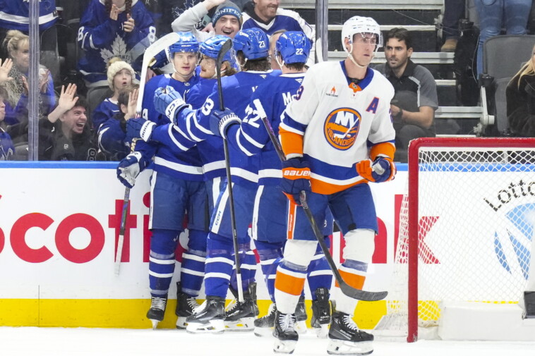 islanders-fall-in-predictable-fashion-after-getting-called-out-by-patrick-roy