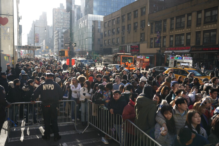 thousands-of-new-year’s-eve-revelers-line-up-in-times-square-hours-before-ball-drop