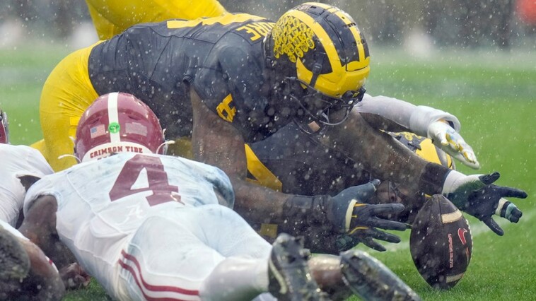 michigan-defense-shines-as-wolverines-upset-alabama-in-reliaquest-bowl