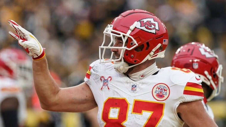 travis-kelce-receives-most-fan-votes-for-2025-pro-bowl