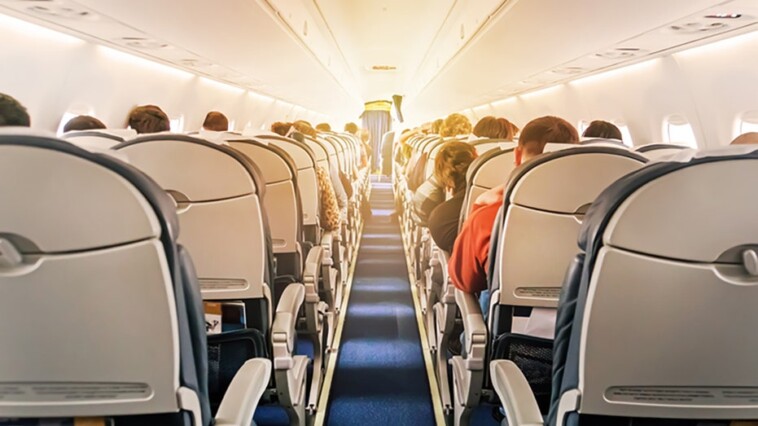 seat-squatting-on-flight-in-new-year-riles-up-passengers:-‘couldn’t-believe’-it