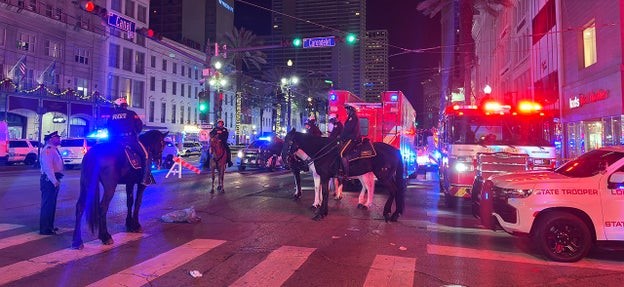 breaking:-“terrorist-attack”-in-new-orleans-–-10-dead,-dozens-injured-after-individual-intentionally-drives-into-crowd-–-cops-injured-in-gunfight-on-bourbon-street