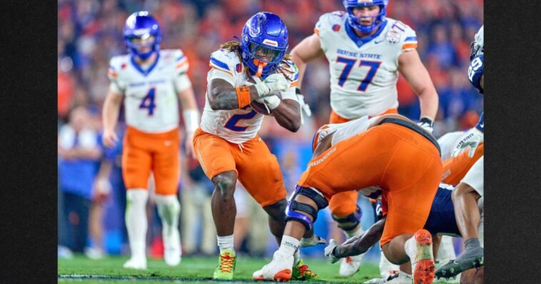 awesome-video:-despite-humbling-playoff-loss,-boise-state-gives-all-the-glory-to-god