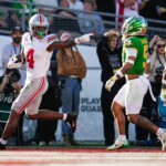 ohio-state-throttles-oregon-in-one-sided-first-half-at-rose-bowl:-‘bad-news-gets-worse’