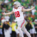 college-football-playoff:-ohio-state-overwhelms-oregon-to-win-rose-bowl-and-secure-a-matchup-vs.-texas