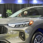 ford-recalls-20,000+-hybrid-suvs-over-battery-concerns