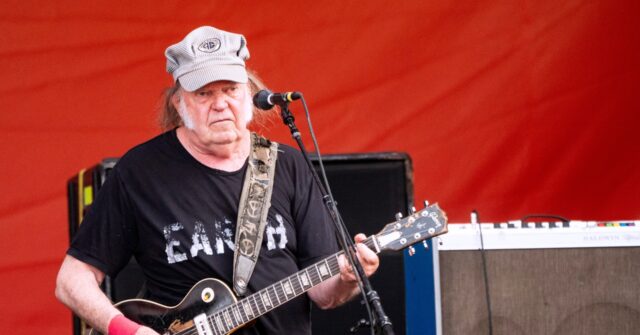 neil-young-drops-out-of-glastonbury-2025,-claiming-festival-is-‘under-corporate-control’-of-british-broadcasting-corporation