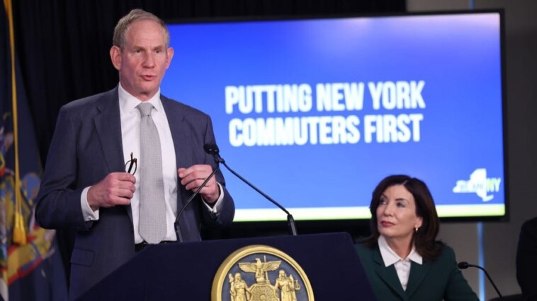 hochul’s-christmastime-boast-of-safer-subway-came-amid-string-of-alarming-violent-attacks