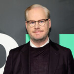 jim-gaffigan-sort-of-regrets-wild-anti-trump-posts,-but-not-really