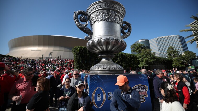 sugar-bowl-opens-with-moment-of-silence-following-new-orleans-terror-attack