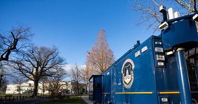 us-capitol-police-take-suspect-into-custody-over-‘suspicious-vehicle’-near-us.-capitol