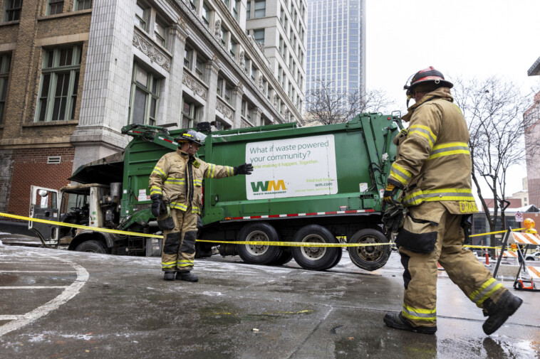 nebraska-neighborhood-loses-power-for-hours-after-garbage-truck-gets-stuck-in-sinkhole