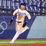 mlb-free-agency:-dodgers-reportedly-sign-kbo’s-hyeseong-kim,-announce-teoscar-hernandez-deal